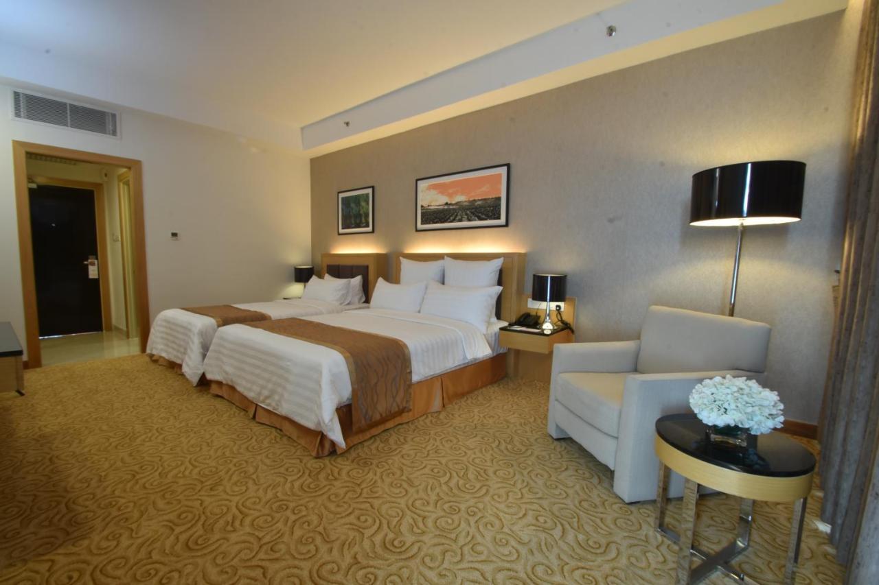 Tenera Hotel Bangi Esterno foto