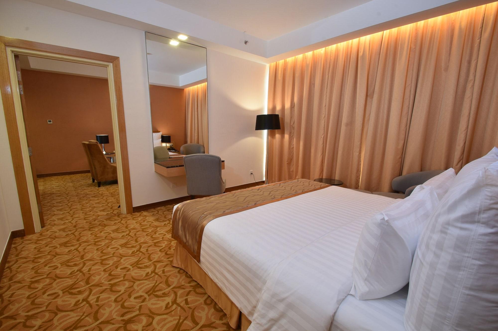 Tenera Hotel Bangi Esterno foto A room at the hotel