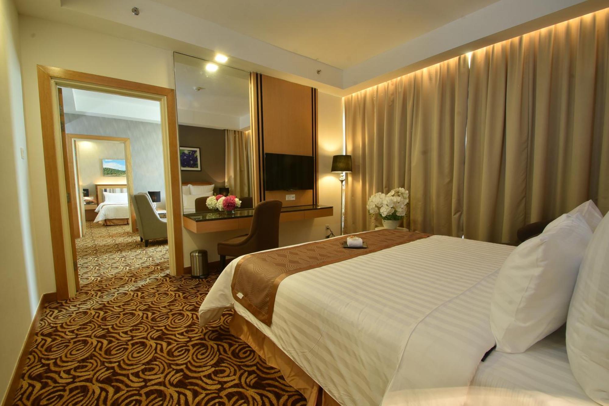 Tenera Hotel Bangi Esterno foto