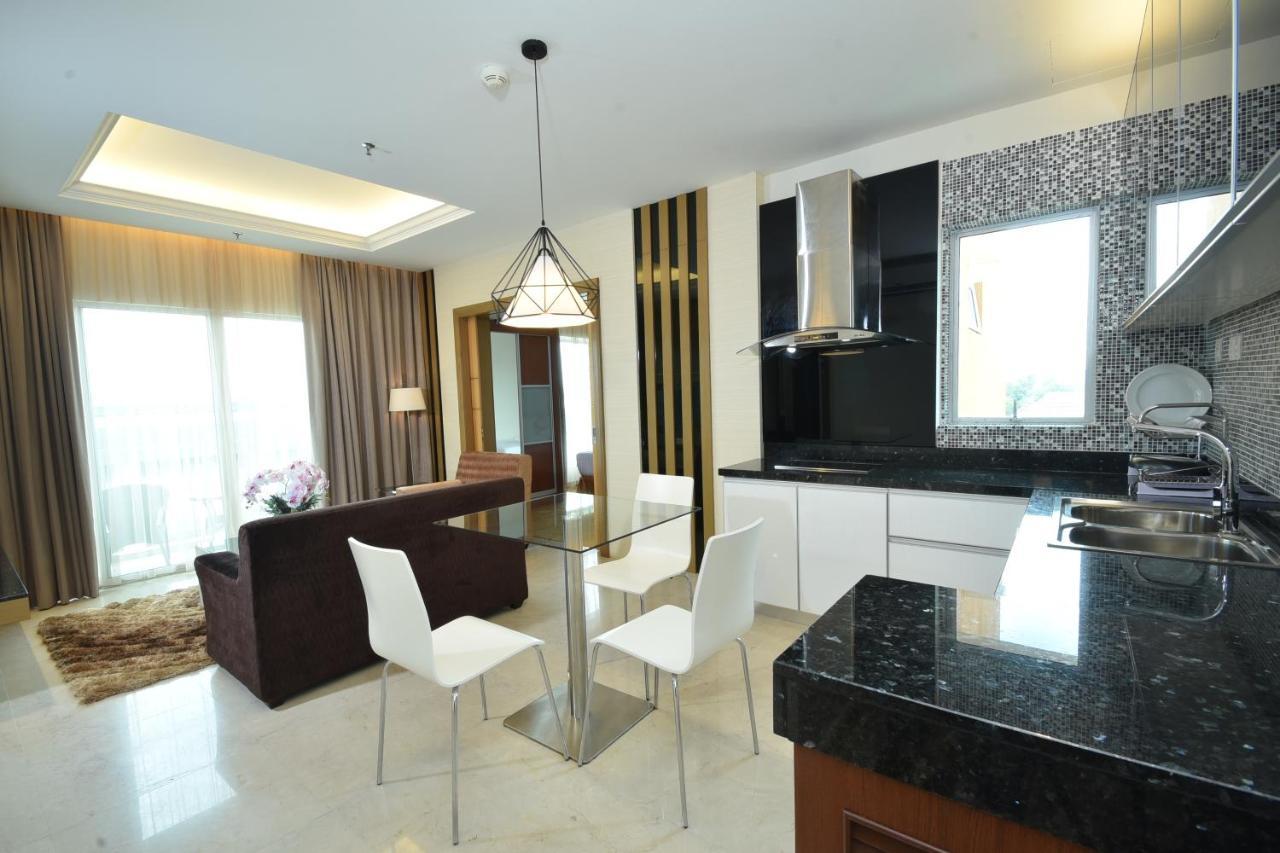 Tenera Hotel Bangi Esterno foto A modern interior